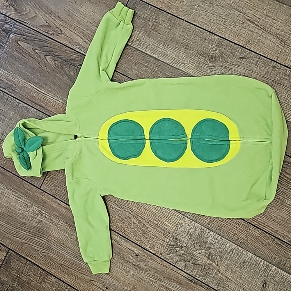 Pea pod costume Halloween baby